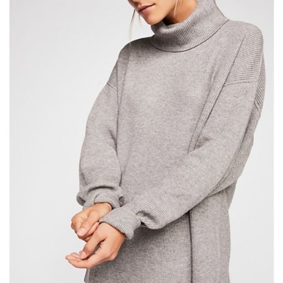 Free People Sweaters - FREE PEOPLE Softly Structured Knit Tunic Sweater L